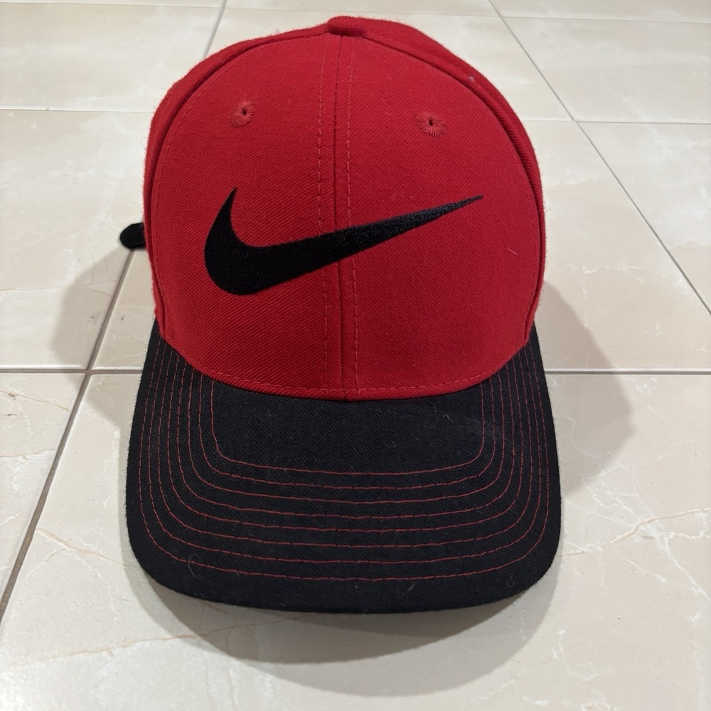 Vintage 90s Nike Baseball Cap Hat Adult Size Adjustable Red Green Brim